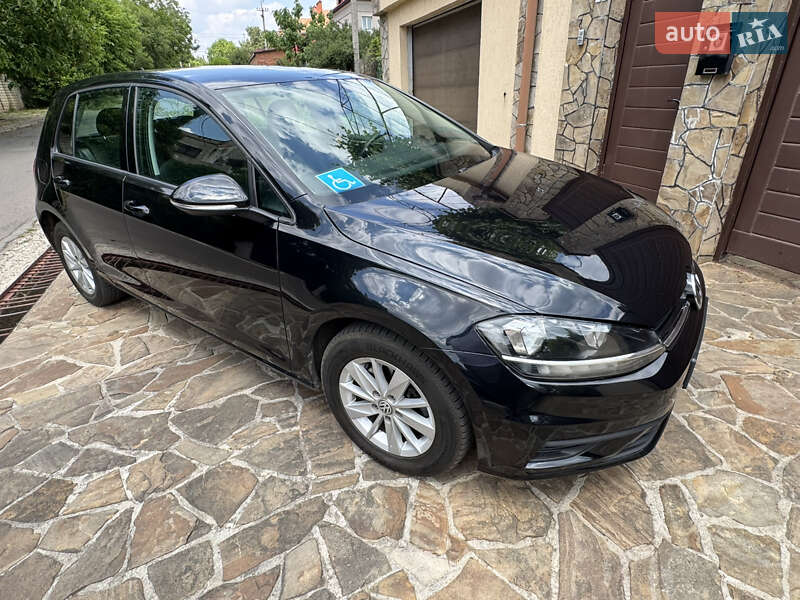 Volkswagen Golf 2020