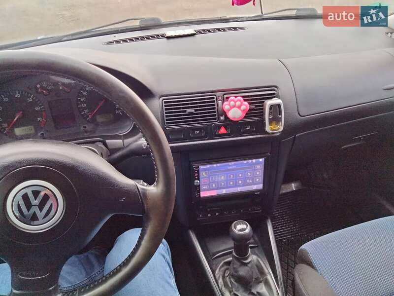 Універсал Volkswagen Golf 1999 в Шумську