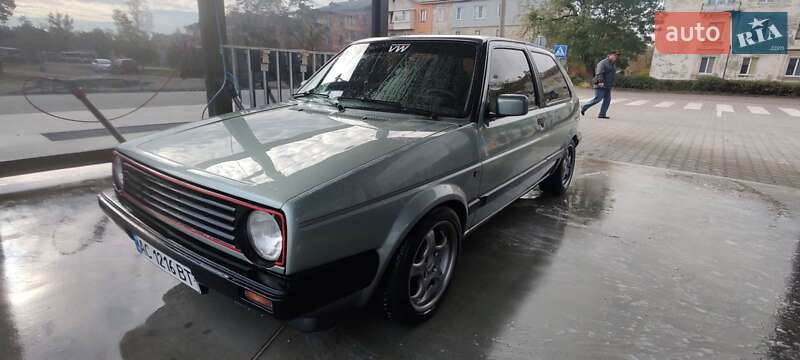 Хэтчбек Volkswagen Golf 1987 в Сосновке