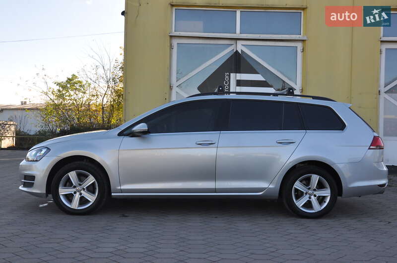 Универсал Volkswagen Golf 2015 в Львове