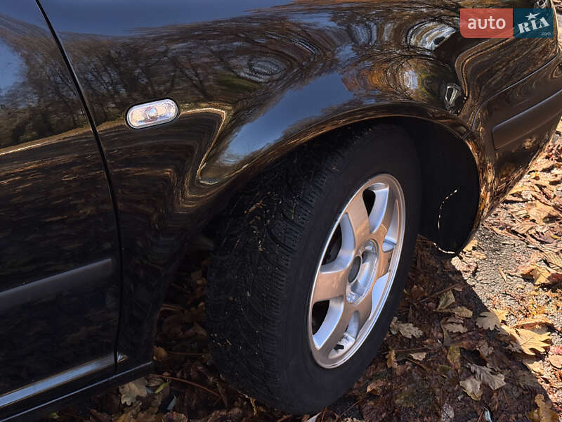 Універсал Volkswagen Golf 2005 в Дрогобичі