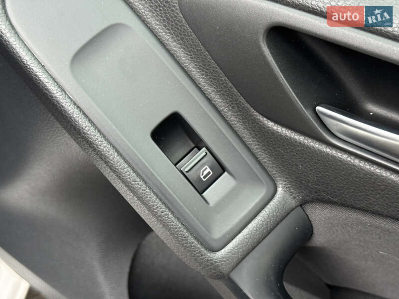 Хэтчбек Volkswagen Golf 2012 в Киеве фото 31 Хэтчбек Volkswagen Golf 2012 в Киеве