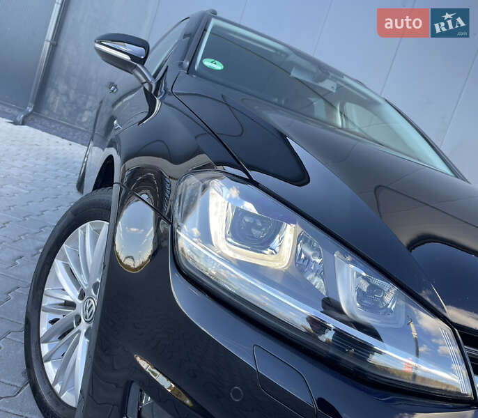 Универсал Volkswagen Golf 2014 в Львове