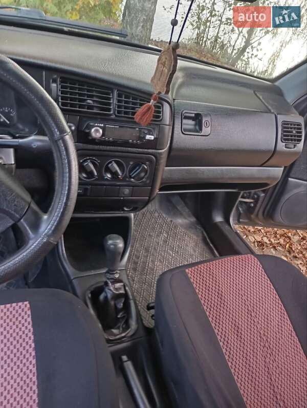 Хетчбек Volkswagen Golf 1993 в Зборові фото 2 Хетчбек Volkswagen Golf 1993 в Зборові