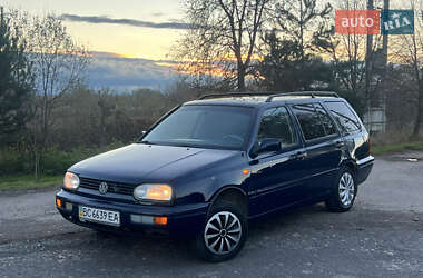 Универсал Volkswagen Golf 1996 в Дрогобыче