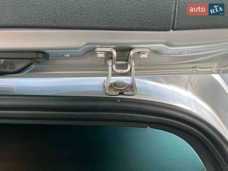 Универсал Volkswagen Golf 2016 в Киеве