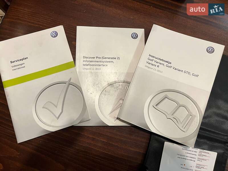 Универсал Volkswagen Golf 2016 в Киеве