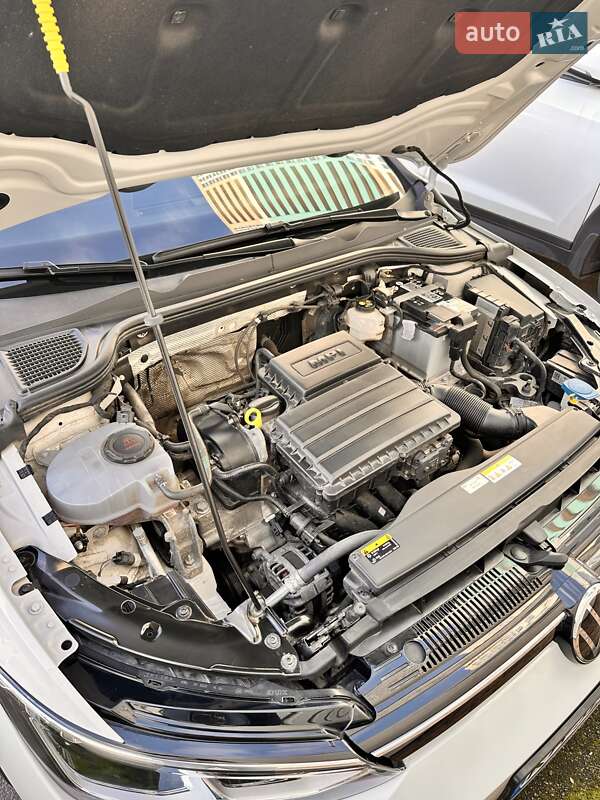 Хэтчбек Volkswagen Golf 2022 в Киеве фото 36 Хэтчбек Volkswagen Golf 2022 в Киеве