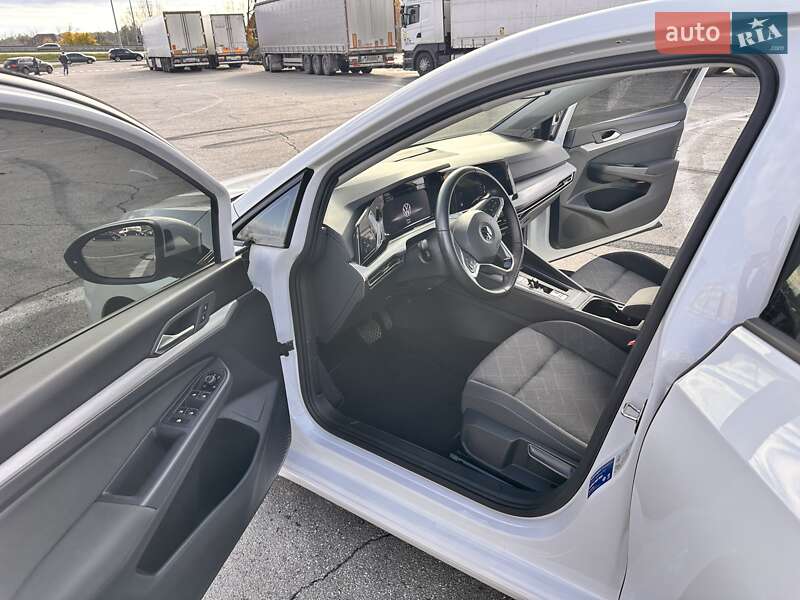 Хэтчбек Volkswagen Golf 2022 в Киеве фото 12 Хэтчбек Volkswagen Golf 2022 в Киеве