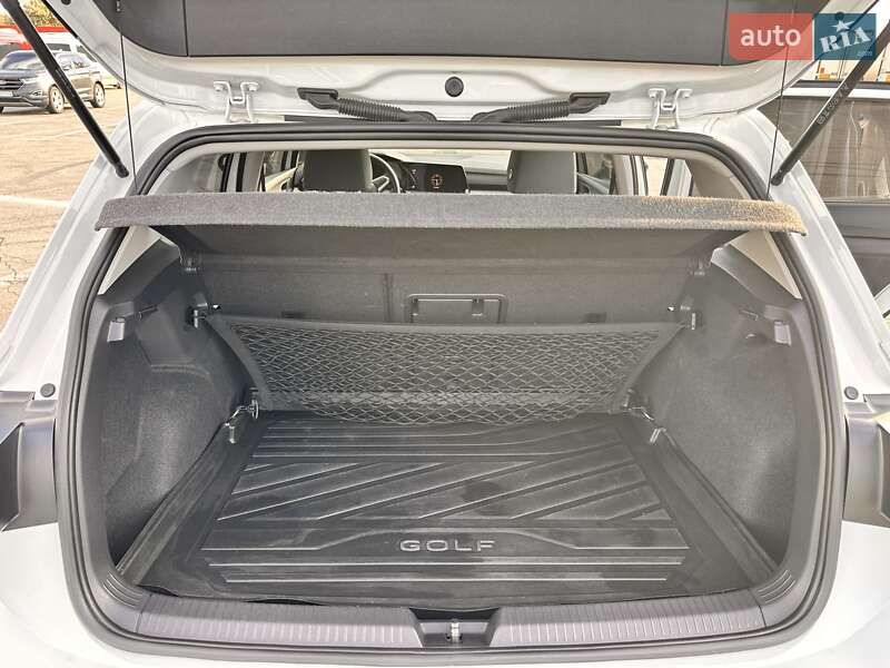 Хэтчбек Volkswagen Golf 2022 в Киеве фото 20 Хэтчбек Volkswagen Golf 2022 в Киеве