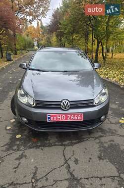 Универсал Volkswagen Golf 2012 в 