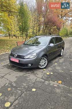Универсал Volkswagen Golf 2012 в 