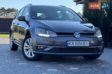 Универсал Volkswagen Golf 2018 в Киеве