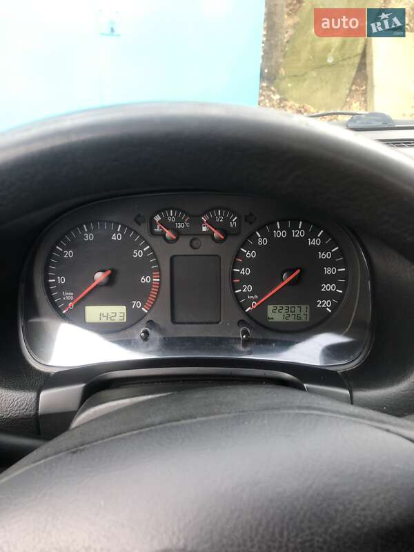 Универсал Volkswagen Golf 1999 в Сумах