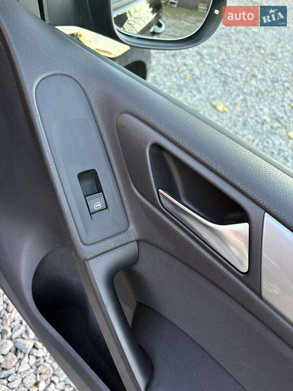 Хэтчбек Volkswagen Golf 2010 в Белой Церкви фото 48 Хэтчбек Volkswagen Golf 2010 в Белой Церкви