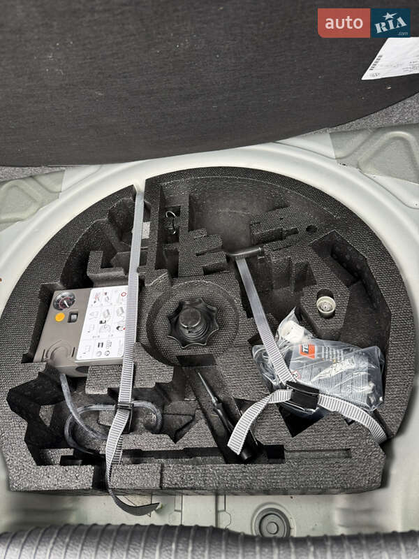 Хетчбек Volkswagen Golf 2013 в Хмельницькому фото 21 Хетчбек Volkswagen Golf 2013 в Хмельницькому