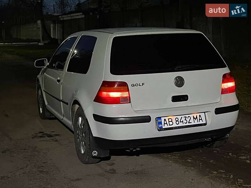Хэтчбек Volkswagen Golf 1998 в Виннице