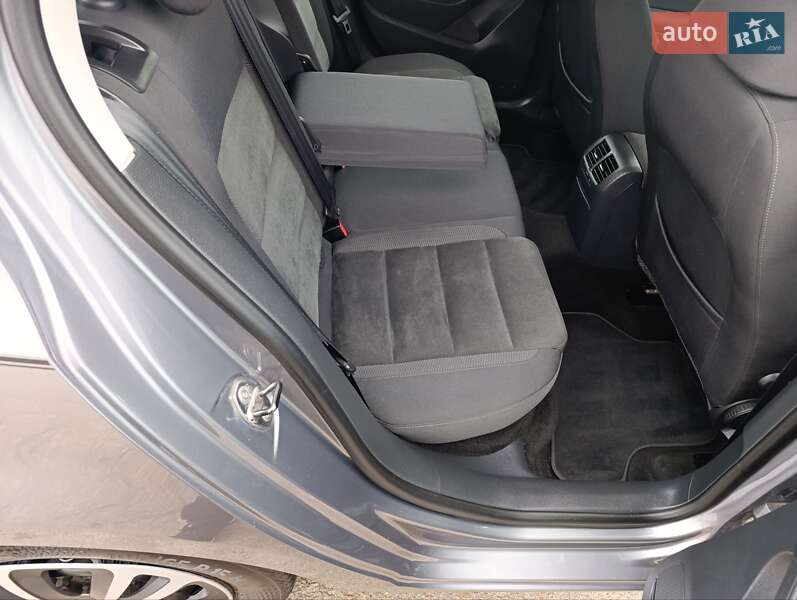 Хэтчбек Volkswagen Golf 2009 в Киеве фото 20 Хэтчбек Volkswagen Golf 2009 в Киеве