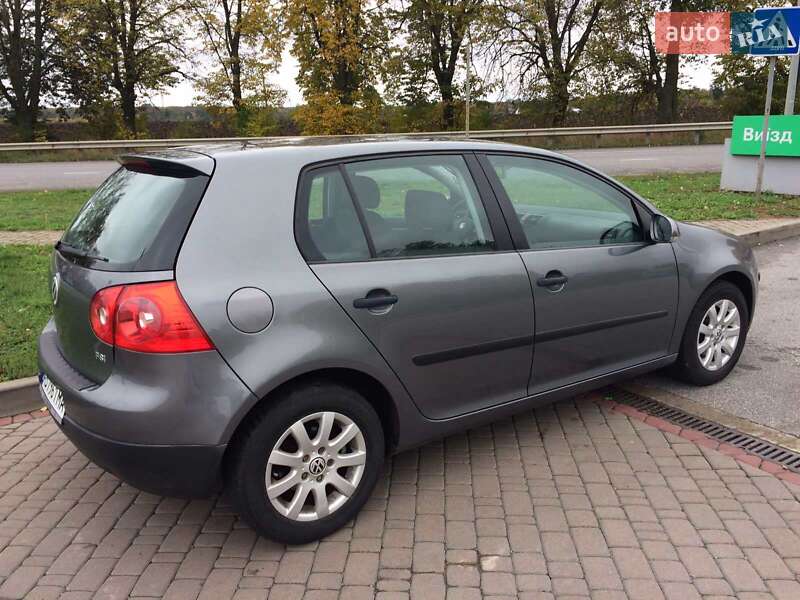 Хэтчбек Volkswagen Golf 2004 в Немирове фото 5 Хэтчбек Volkswagen Golf 2004 в Немирове