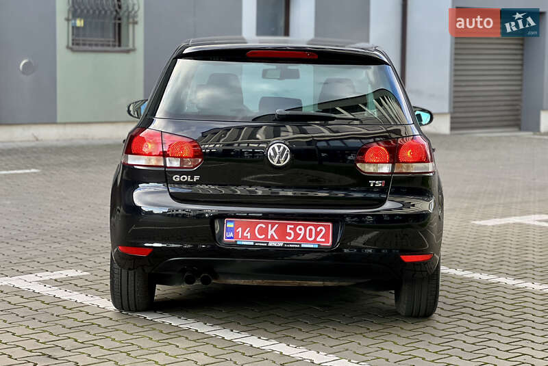 Хетчбек Volkswagen Golf 2009 в Івано-Франківську