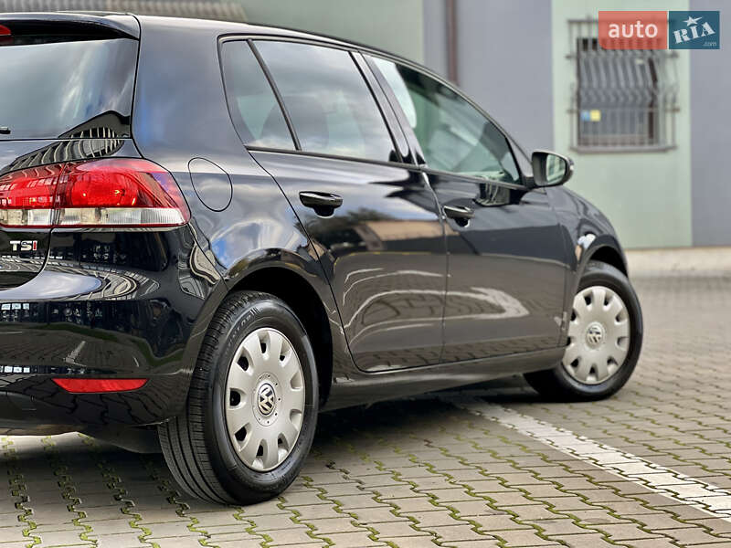 Хетчбек Volkswagen Golf 2009 в Івано-Франківську