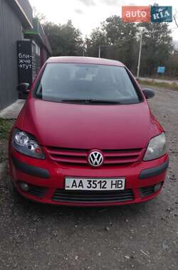 Хэтчбек Volkswagen Golf 2007 в Киеве
