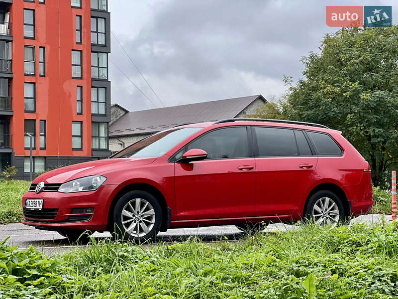 Універсал Volkswagen Golf 2015 в Львові