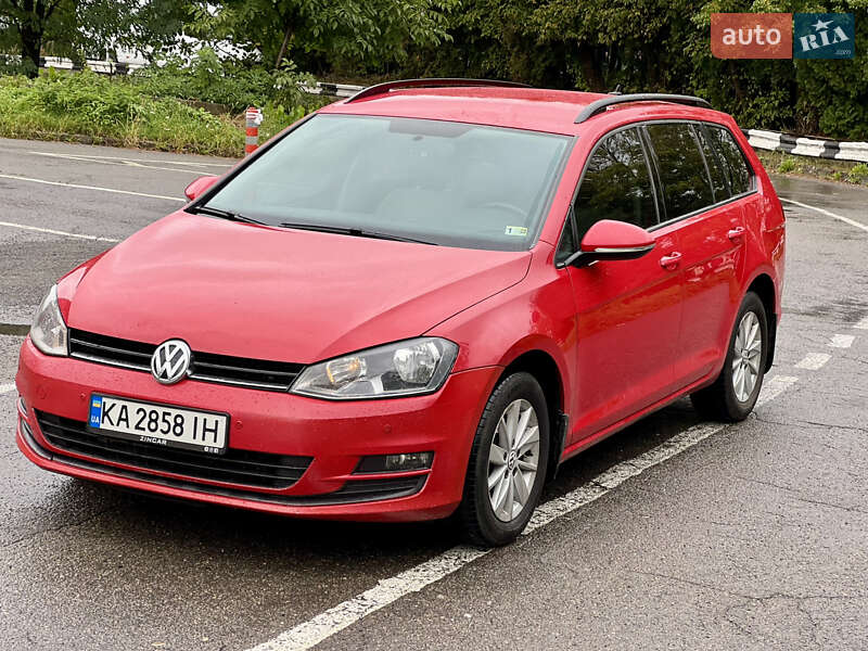 Універсал Volkswagen Golf 2015 в Львові