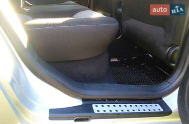 Универсал Volkswagen Golf 2004 в  фото 60 Универсал Volkswagen Golf 2004 в