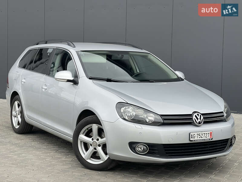 Універсал Volkswagen Golf 2010 в Луцьку