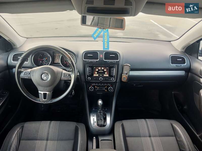 Универсал Volkswagen Golf 2013 в Киеве
