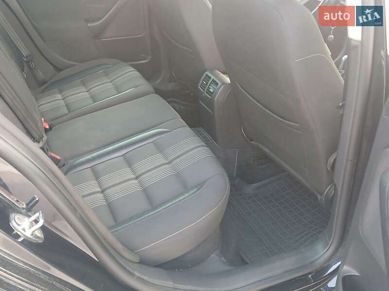 Универсал Volkswagen Golf 2013 в Киеве