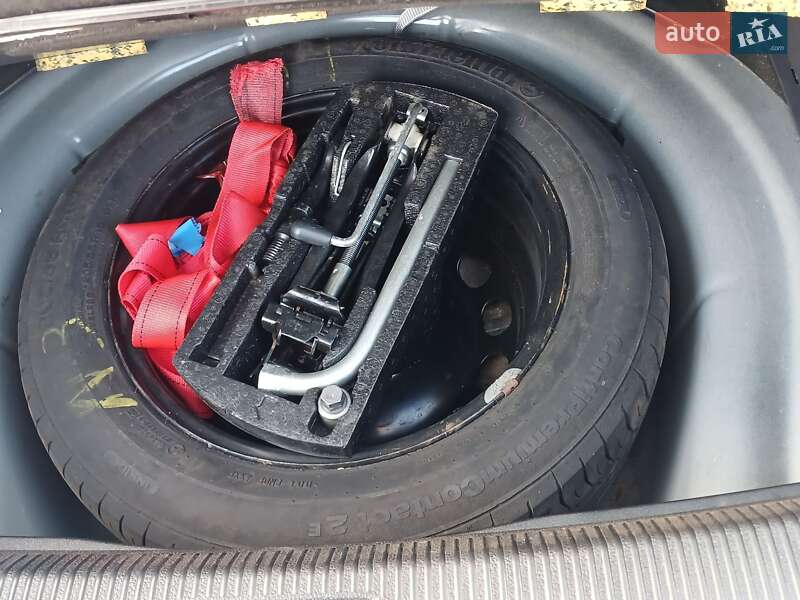 Универсал Volkswagen Golf 2013 в Киеве