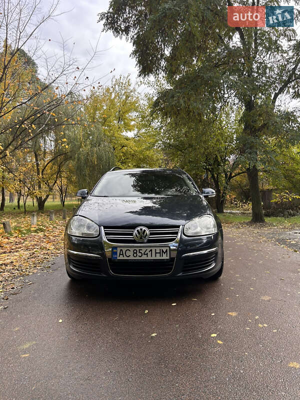 Универсал Volkswagen Golf 2007 в Киеве