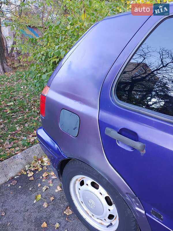 Хэтчбек Volkswagen Golf 1995 в Киеве