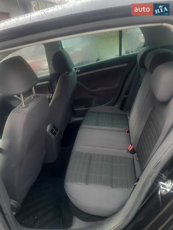 Хэтчбек Volkswagen Golf 2007 в Луцке фото 7 Хэтчбек Volkswagen Golf 2007 в Луцке