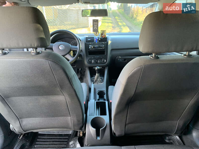 Хэтчбек Volkswagen Golf 2004 в Самборе фото 19 Хэтчбек Volkswagen Golf 2004 в Самборе