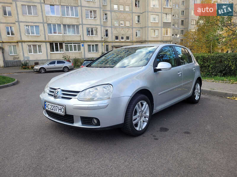Хэтчбек Volkswagen Golf 2006 в Луцке фото 2 Хэтчбек Volkswagen Golf 2006 в Луцке