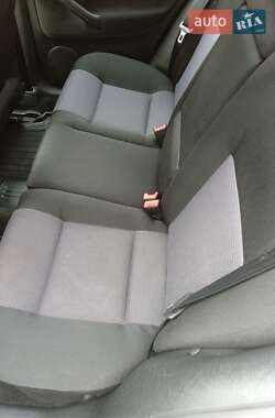 Хэтчбек Volkswagen Golf 2002 в  фото 60 Хэтчбек Volkswagen Golf 2002 в