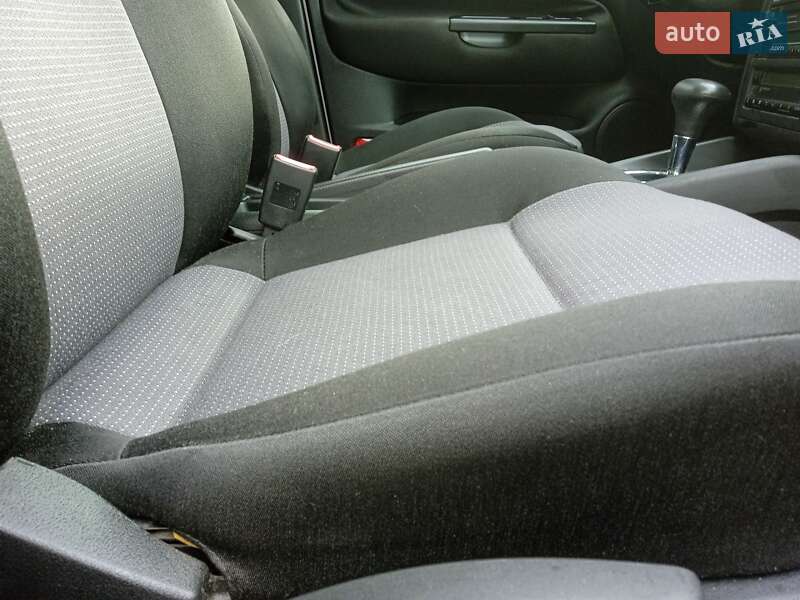 Хетчбек Volkswagen Golf 2002 в Хмельницькому фото 68 Хетчбек Volkswagen Golf 2002 в Хмельницькому