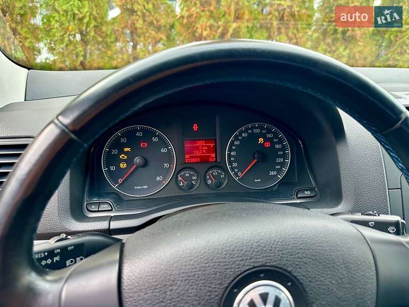 Хетчбек Volkswagen Golf 2008 в Полтаві