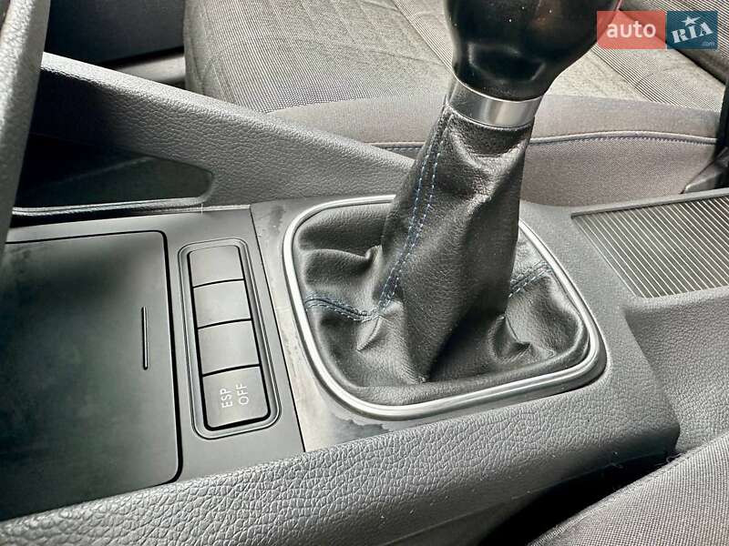 Хетчбек Volkswagen Golf 2008 в Полтаві