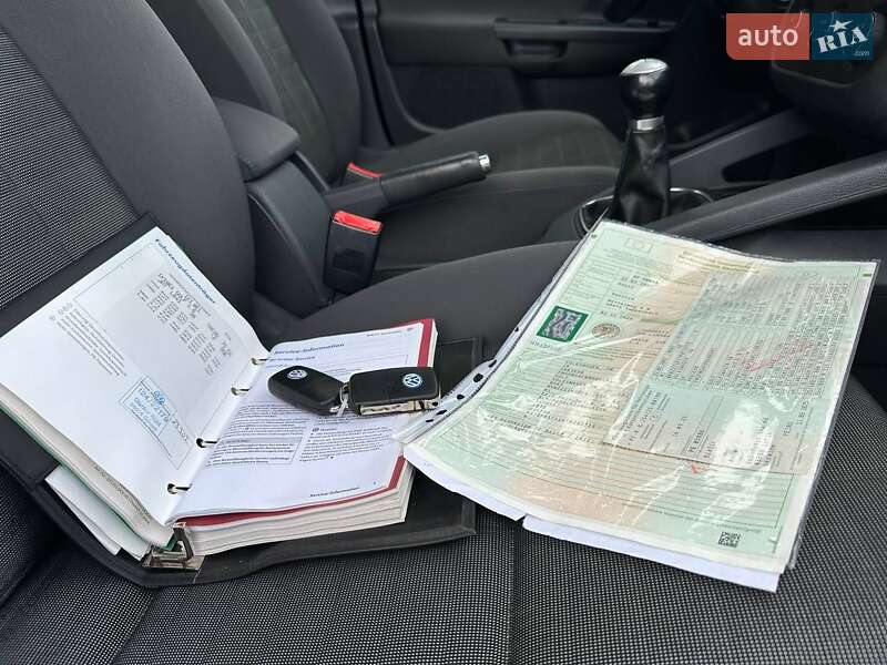 Хетчбек Volkswagen Golf 2008 в Полтаві