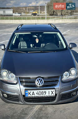 Универсал Volkswagen Golf 2008 в Киеве