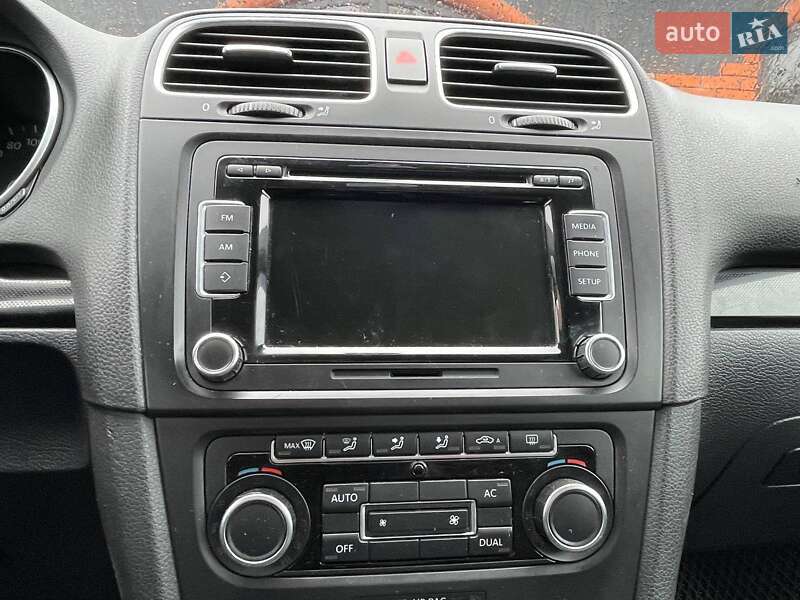 Хетчбек Volkswagen Golf 2011 в Миколаєві