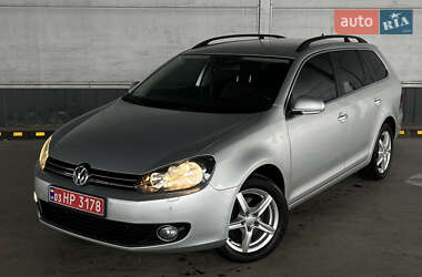 Универсал Volkswagen Golf 2012 в Ровно