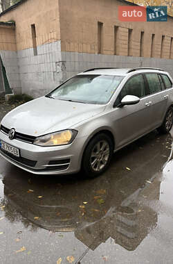 Универсал Volkswagen Golf 2014 в Киеве