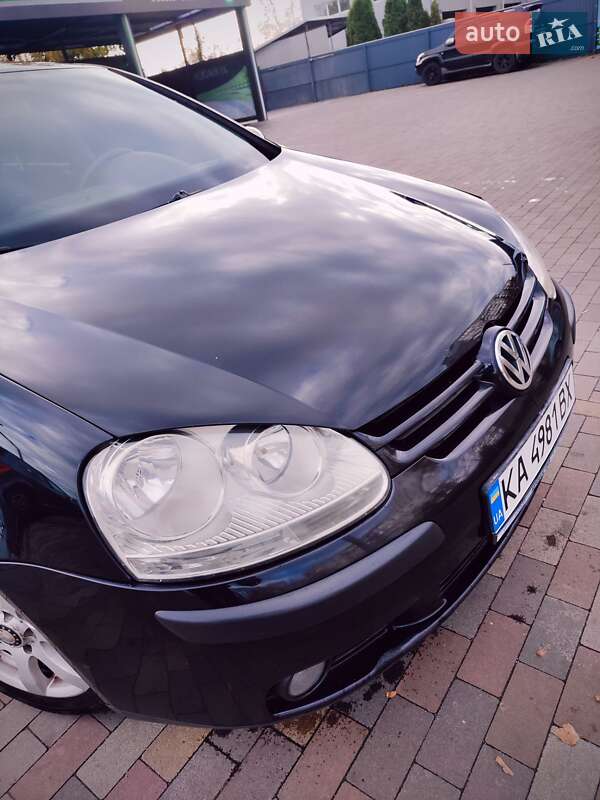 Хэтчбек Volkswagen Golf 2006 в Белой Церкви