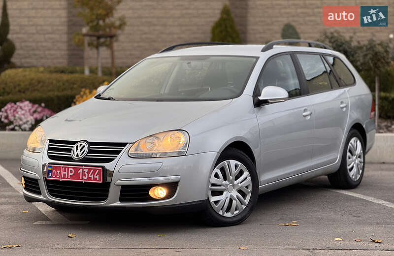 Универсал Volkswagen Golf 2008 в Запорожье