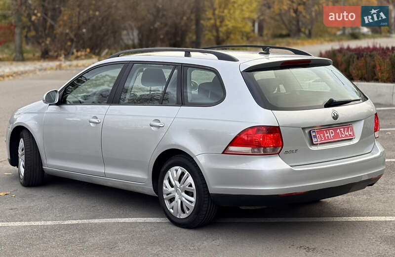 Универсал Volkswagen Golf 2008 в Запорожье